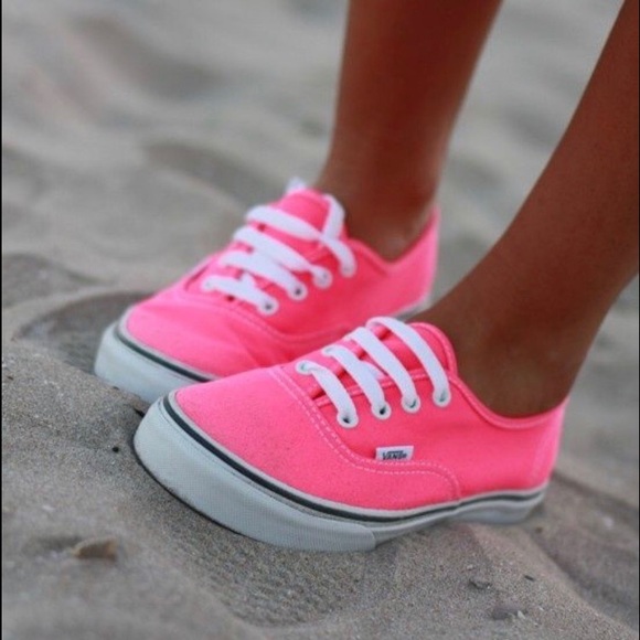 Vans Shoes - Vans Authentic-